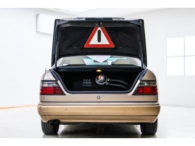 1995 Mercedes-Benz E280  2.8 LPG ขายสดเท่านั้น รูปที่ 6